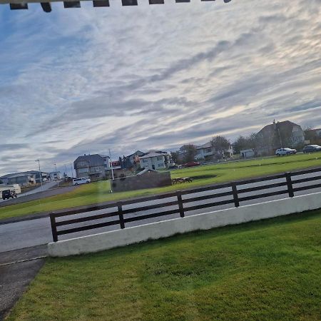 Sol - S12 Guesthouse Keflavík Екстериор снимка