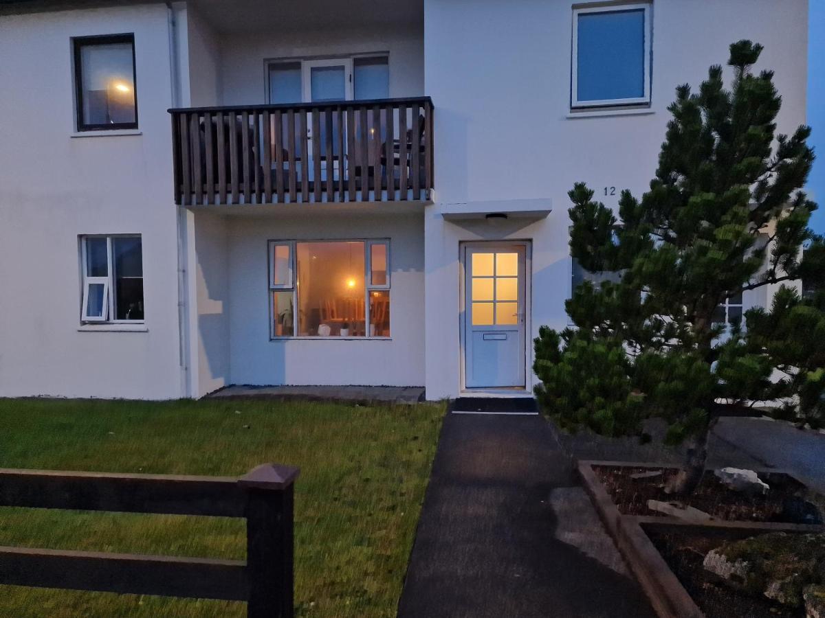 Sol - S12 Guesthouse Keflavík Екстериор снимка