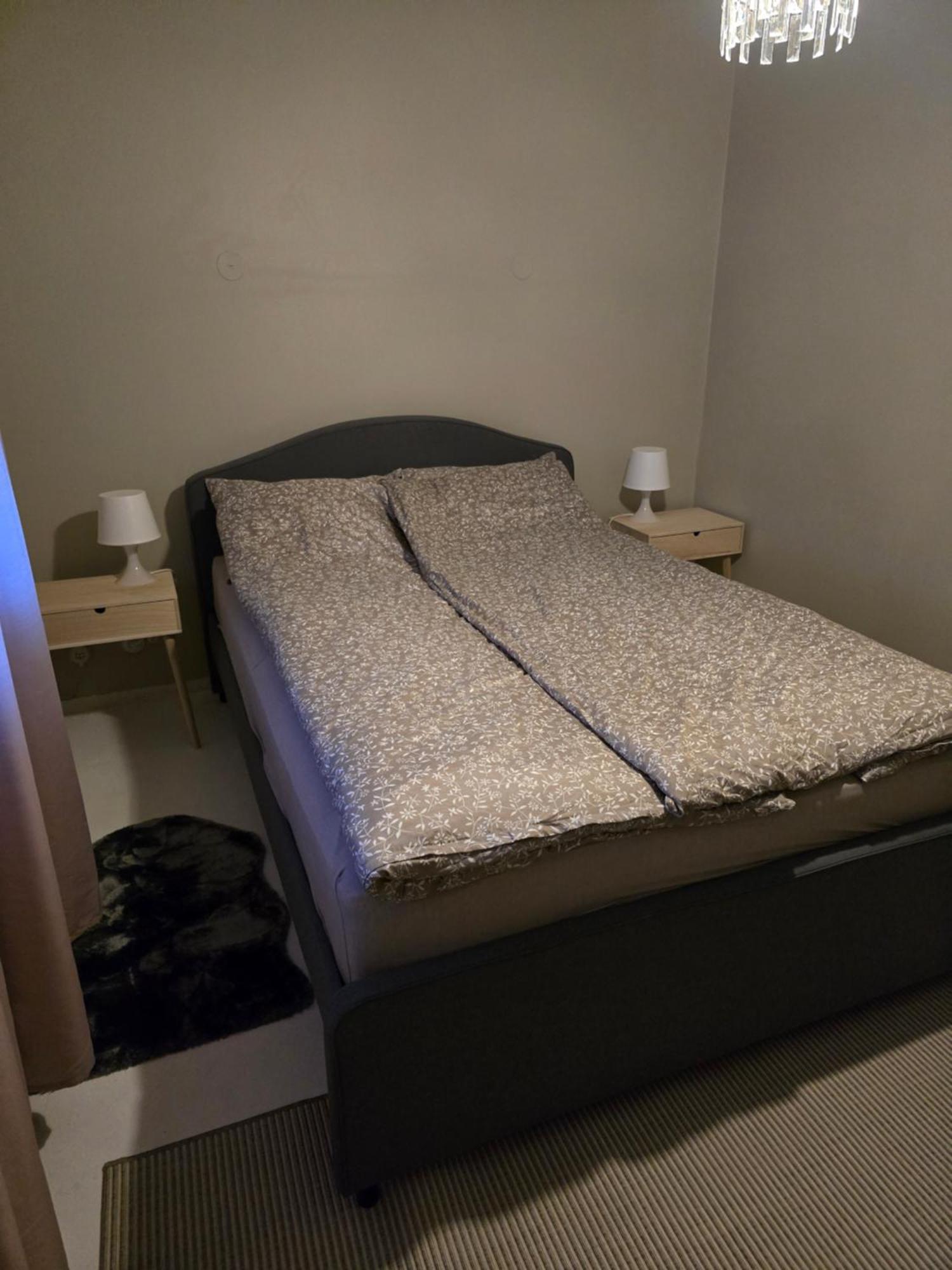 Sol - S12 Guesthouse Keflavík Екстериор снимка