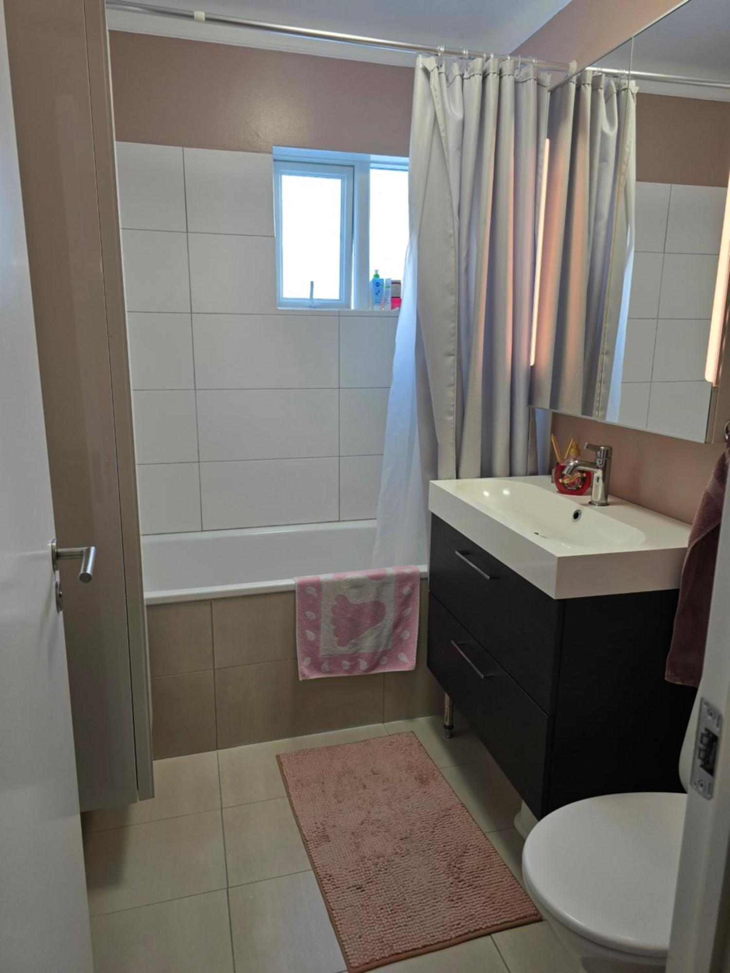 Sol - S12 Guesthouse Keflavík Екстериор снимка