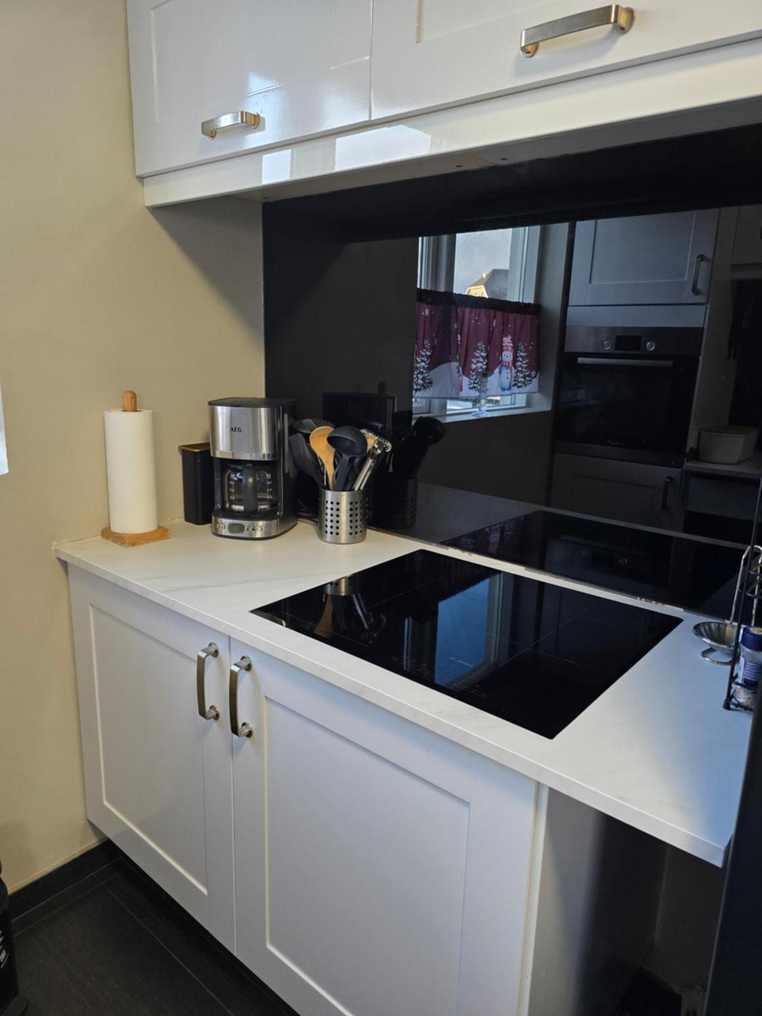 Sol - S12 Guesthouse Keflavík Екстериор снимка